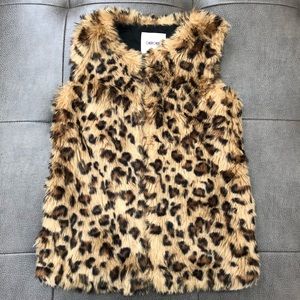 Cherokee Jackets \u0026 Coats | Cherokee Cheetah Leopard Animal Print Faux Fur Vest | Color: Tan/Cream | Size: S | Stylishhoney's Closet
